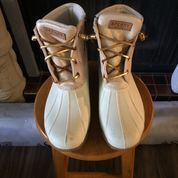 Sperry Saltwater Waterproof Duck Boots Size 11 Canvas Oat/ Gold Winter - Picture 2 of 5